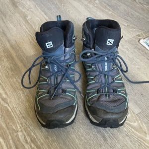 Salomon x ultra mid hiking boots